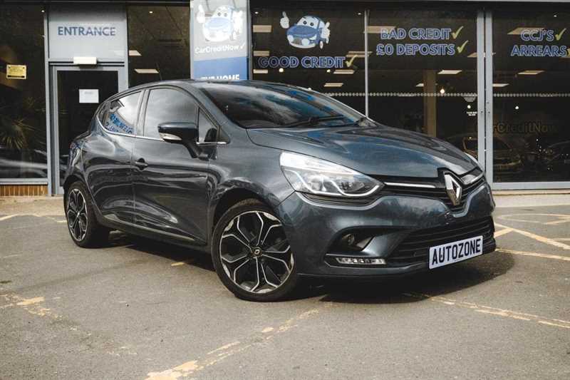 Renault Clio 0.9 ICONIC TCE 5d 89 BHP