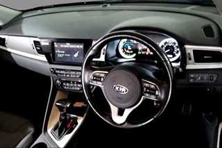 Kia Niro First Edition S-A